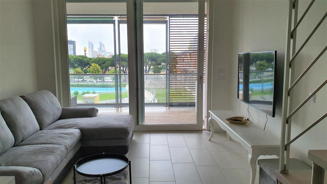 Isola Blu Luxury Apartment Lido di Jesolo Bagian luar foto
